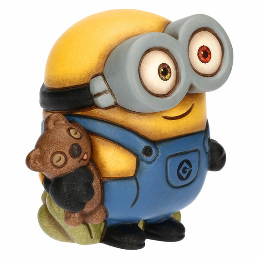 Una versione tenera e iconica di Bob con il suo orsetto Tim, perfetta come idea regalo per collezionisti. La combinazione tra l'orsetto (simbolo storico di Thun) e il Minion crea un ponte perfetto tra i due brand.