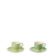 Set di due tazzine per caffè e piattino coordinato con fantasie animalier verdi su sfondo bianco. Set in ceramica ideale per l'home décor o come idea regalo