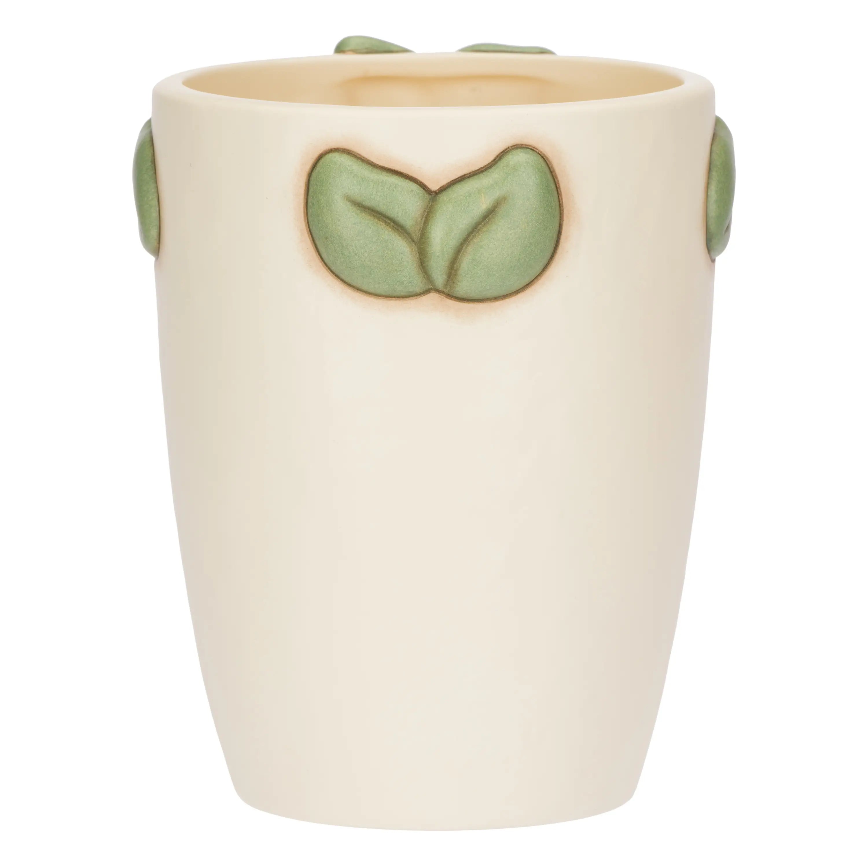 Il Vaso Medio Calendula è un elegante contenitore in ceramica decorata a mano caratterizzato da un'applicazione in rilievo con fiori dai petali lilla e gialli e una piccola farfalla azzurra. Questo raffinato complemento d'arredo è perfetto per aggiungere un tocco di natura e colore a ogni ambiente o come preziosa idea regalo per gli amanti dello stile classico del marchio.