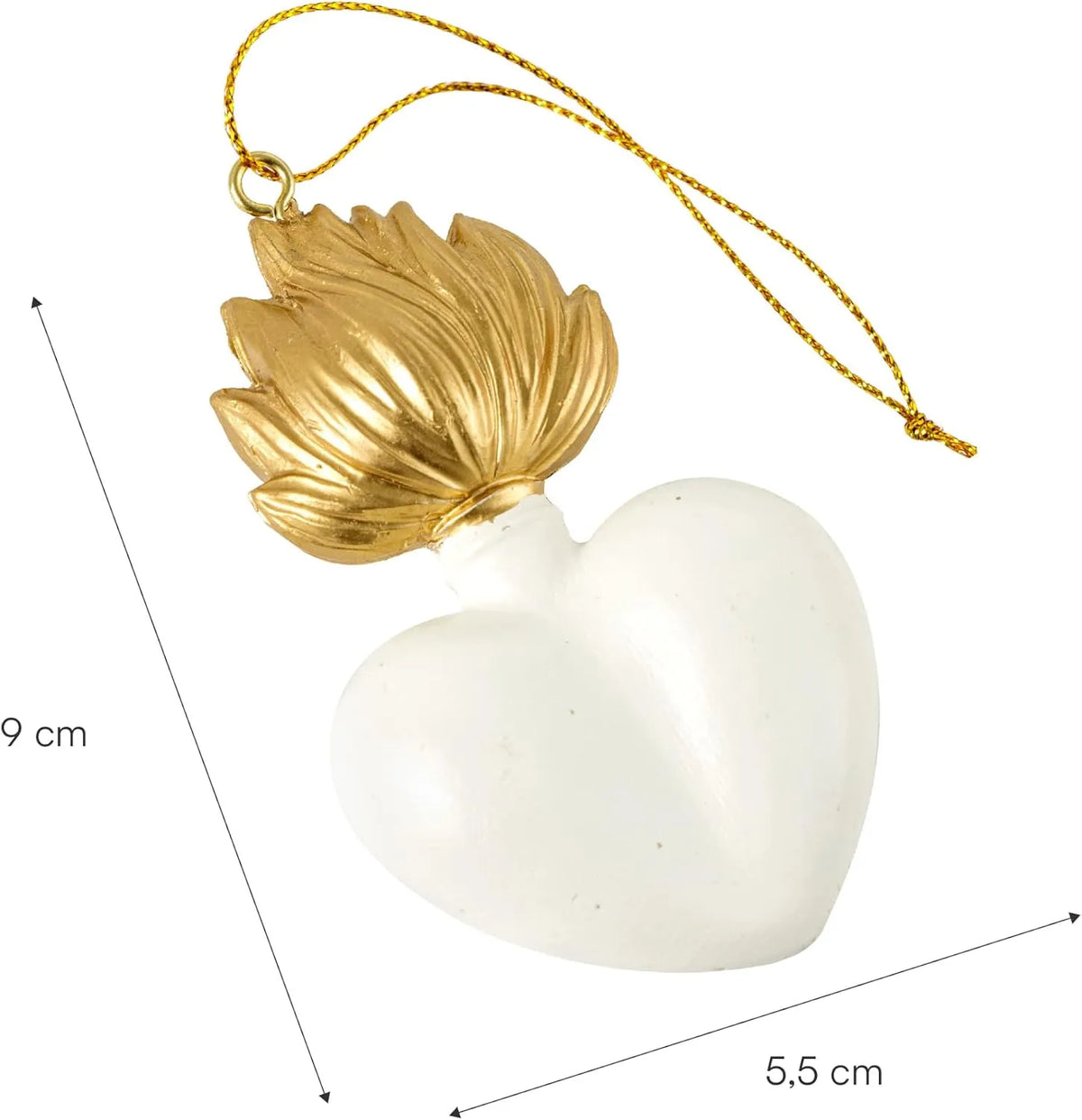 Ciondolo decorativo a forma di cuore sacro votivo, con fiamma dorata superiore, centro smaltato bianco e nastro dorato per appenderlo, misure 9x5.5 cm. Decoro portafortuna artigianale firmato Montemaggi, ideale come ornamento per l'albero o idea regalo originale.