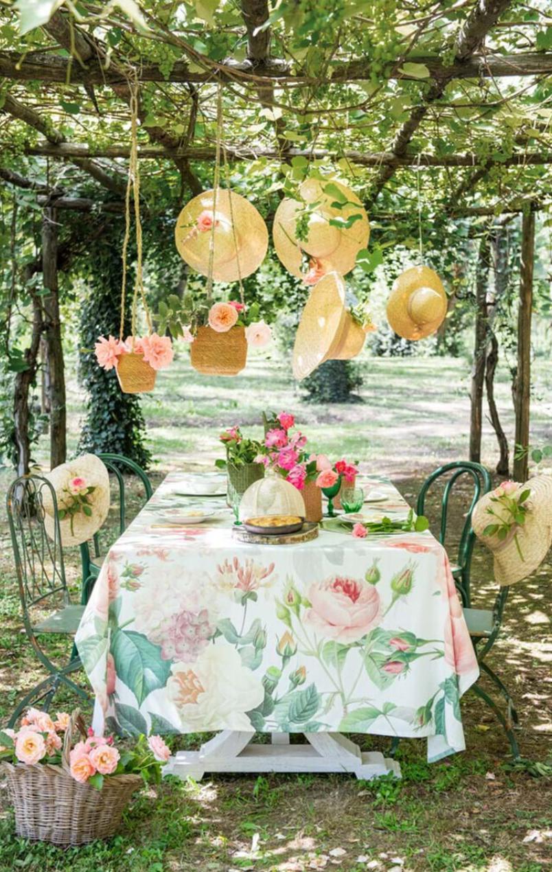 Tovaglia "Le Rose del Borgo"