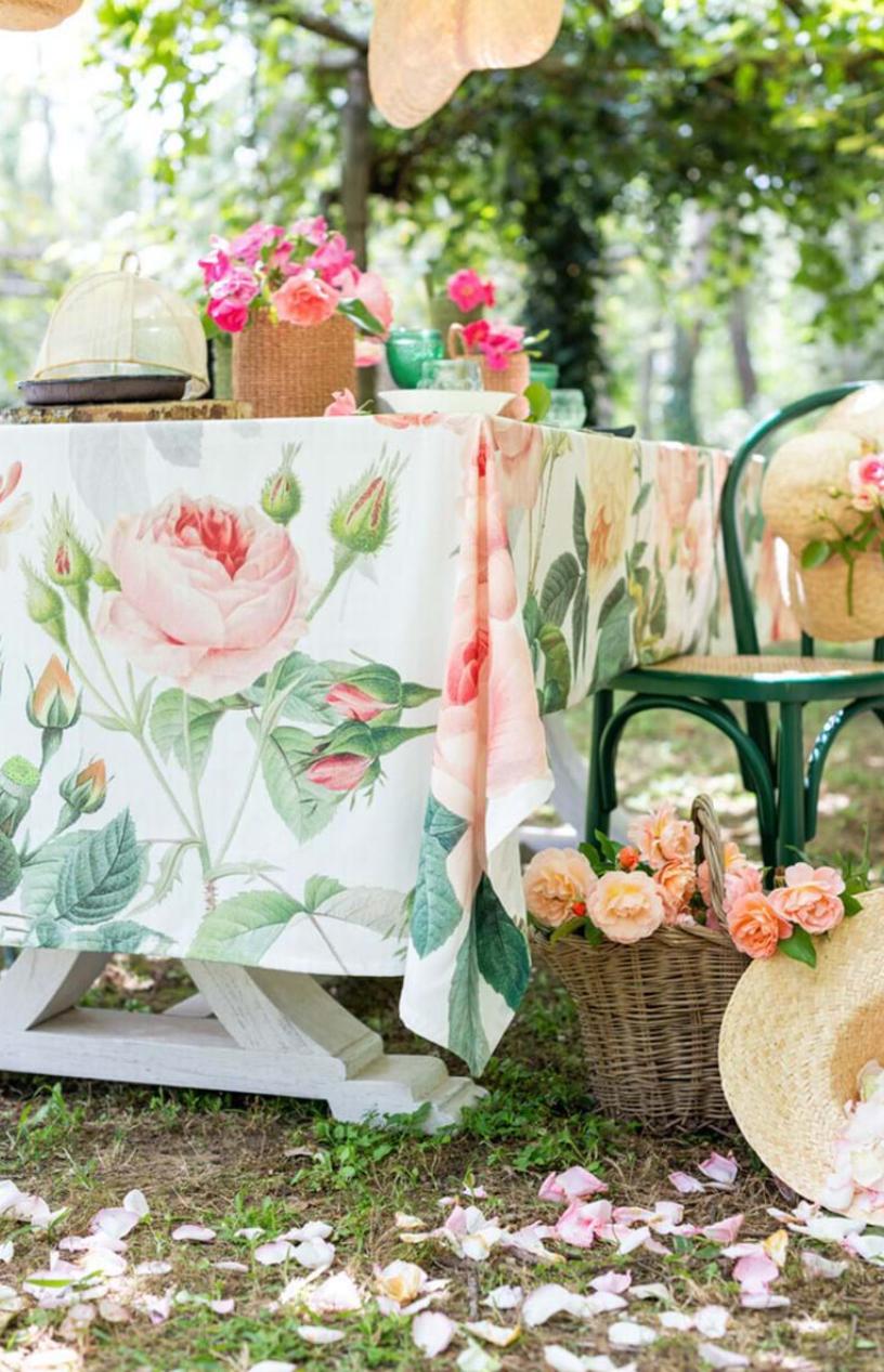 Tovaglia "Le Rose del Borgo"