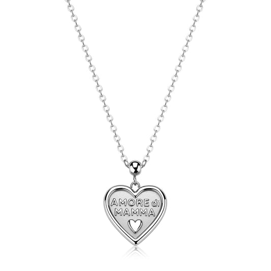 Collana in acciaio con pendente a cuore lucido che riporta l'incisione "Amore di Mamma" e un piccolo cuore, con catena a maglia rollò.