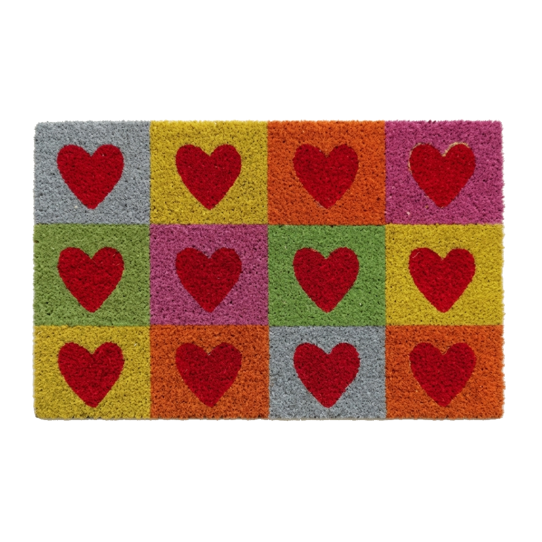 Una scacchiera geometrica multicolore (grigio, giallo, rosa, arancio) dove ogni riquadro ospita un cuore rosso classico. Perfetto per un ingresso ordinato ma vivace.