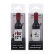 Apribottiglie a calamita a forma di mini bottiglia di vino nera con tappo rosso, cavatappi in metallo integrato ed etichetta ironica assortita con scritte "Wine Not?" o "It's Wine O'Clock". Simpatico gadget da cucina utile anche come calamita da frigo, ideale come bomboniera o idea regalo originale.