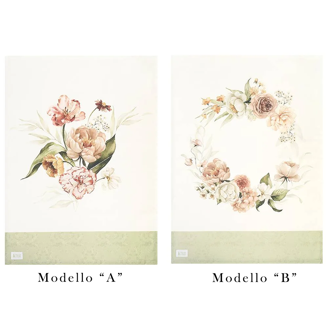 Coppia di canovacci decorativi Nuvole di Stoffa linea Flower Garden con stampe floreali vintage in tonalità pesca e arancio. Il Modello B presenta una ghirlanda floreale, il Modello A un bouquet centrale; Entrambi presentano una balza finale in verde salvia.