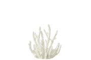 Corallo in resina bianco della linea "Oceano Azul" di Jolipa, una decorazione elegante di piccole dimensioni ideale per completare un arredamento in stile marinaro o coastal. L'oggetto ornamentale riproduce fedelmente le ramificazioni naturali del corallo marino ed è fotografato su uno sfondo bianco pulito.