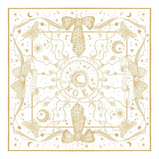Foulard natalizio quadrato bianco con illustrazioni dorate: scritte "Noel" e "Christmas", stelle, lune e fiocchi eleganti. Design simmetrico ideale come porta panettone o centrotavola.