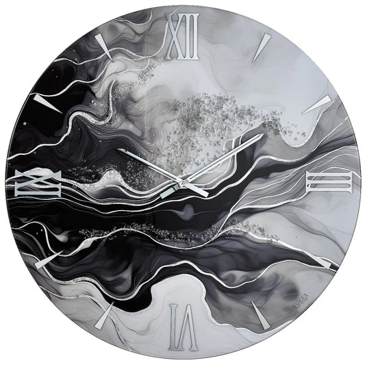 Orologio da parete circolare Artidea modello Dark, diametro 40-60 cm. Design artistico fluido con venature dinamiche nere, grigie e bianche, impreziosito da texture glitterate argentate, numeri romani e lancette silver.