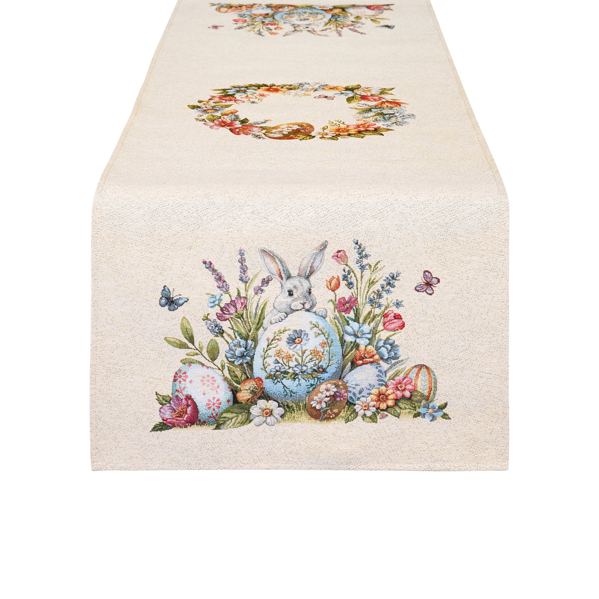 Runner pasquale Nuvole di Stoffa con bordo decorato da coniglietti, uova di pasqua, farfalle e fiori. Decorazione centrale con illustrazioni vintage di una ghirlanda di fiori. Tessuto elegante per la tavola di Pasqua 2026.