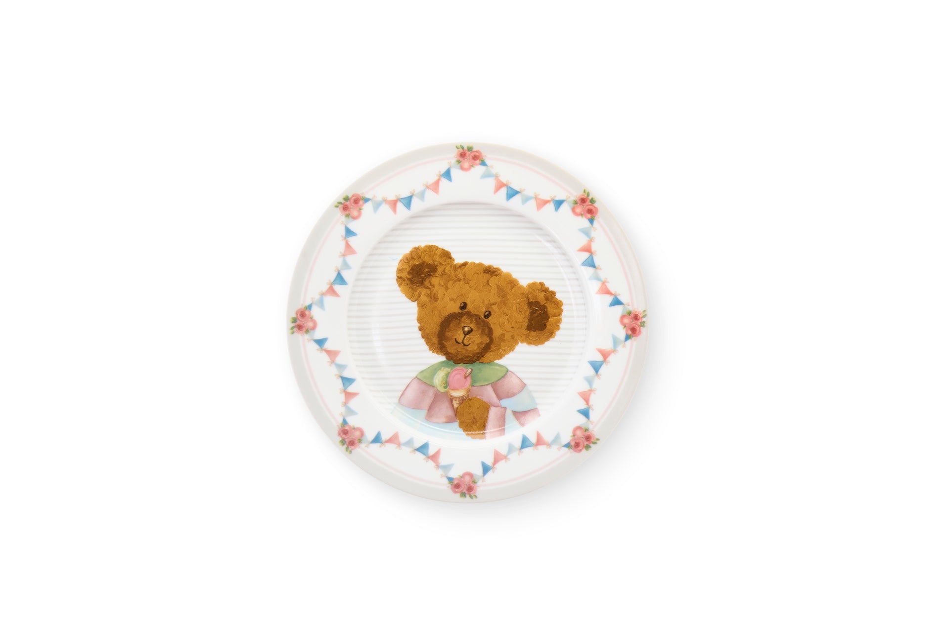 Set 2 piatti da dolce Nuvole di Stoffa linea Sweet Bear in porcellana con scatola regalo coordinata. Un piatto presenta un grande orsetto centrale con gelato, l'altro una ghirlanda di piccoli orsetti e rose su fondo a righe.