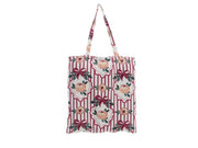Shopper in tessuto Blanc Mariclo con fantasia a righe verticali rosse e panna. Il decoro presenta piccoli pasticcini natalizi incorniciati, fiocchi rossi e foglie verdi distribuite uniformemente.