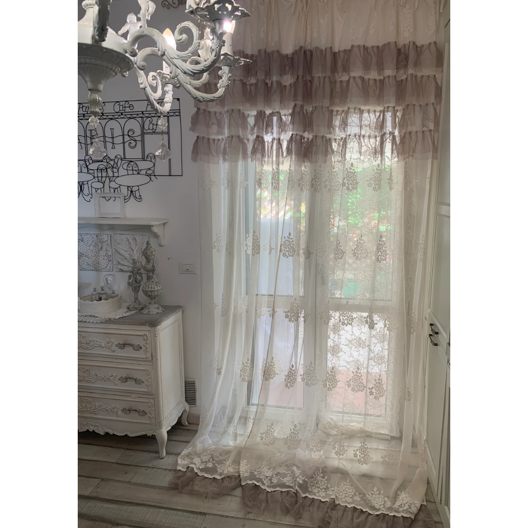Tenda Avorio e Beige con Balze "Andromeda"